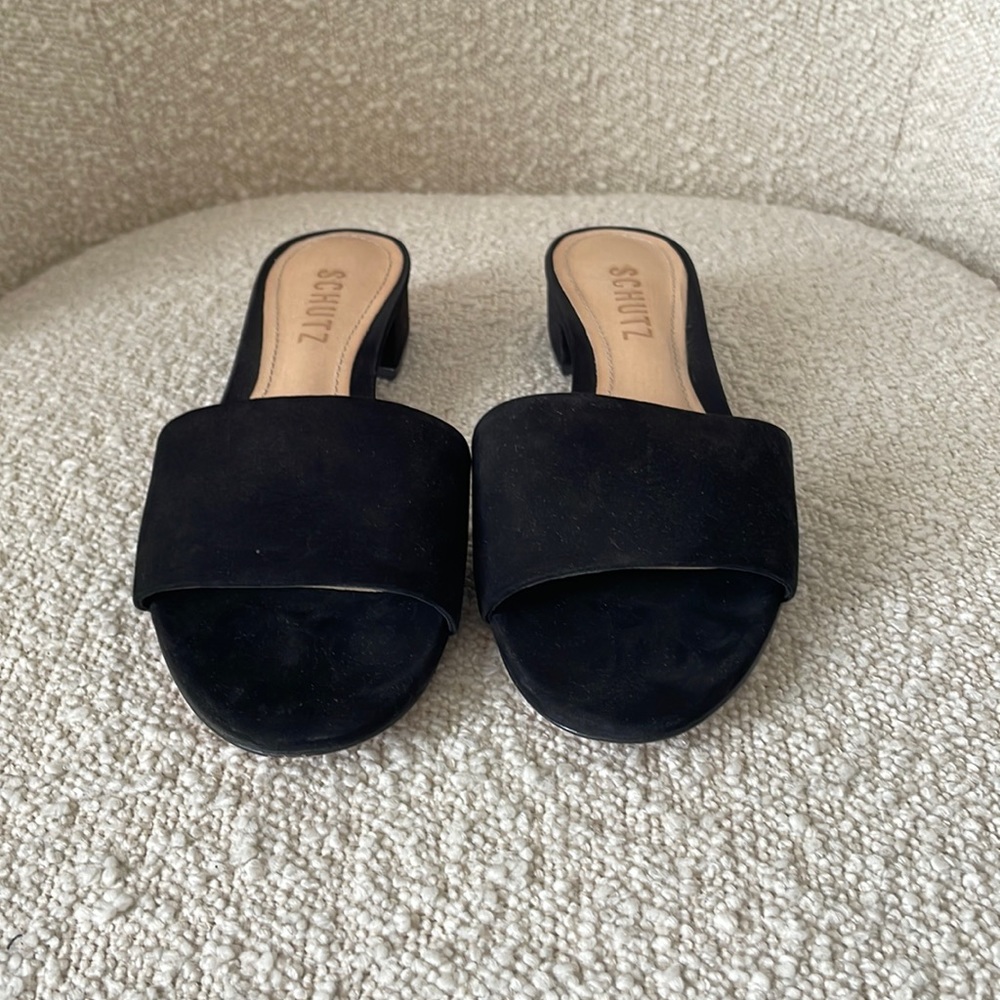 Schutz Elke Sandals - size 5.5